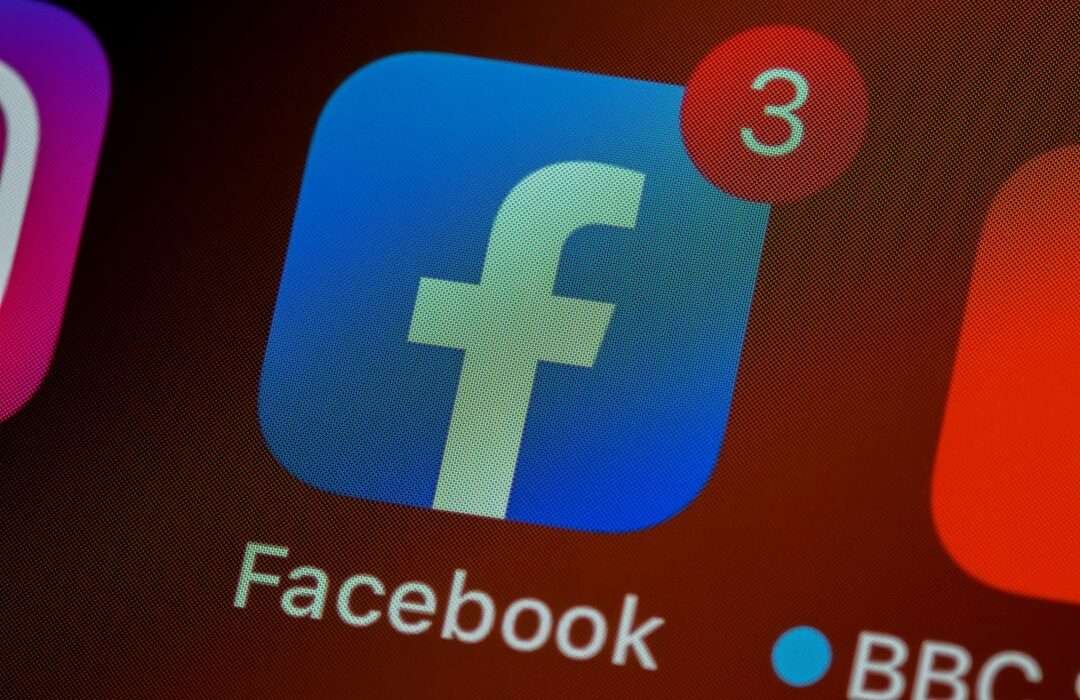 Facebook Apaga Transmissões em Direto Após 30 Dias - InBrief - Simples, Direto, Essencial