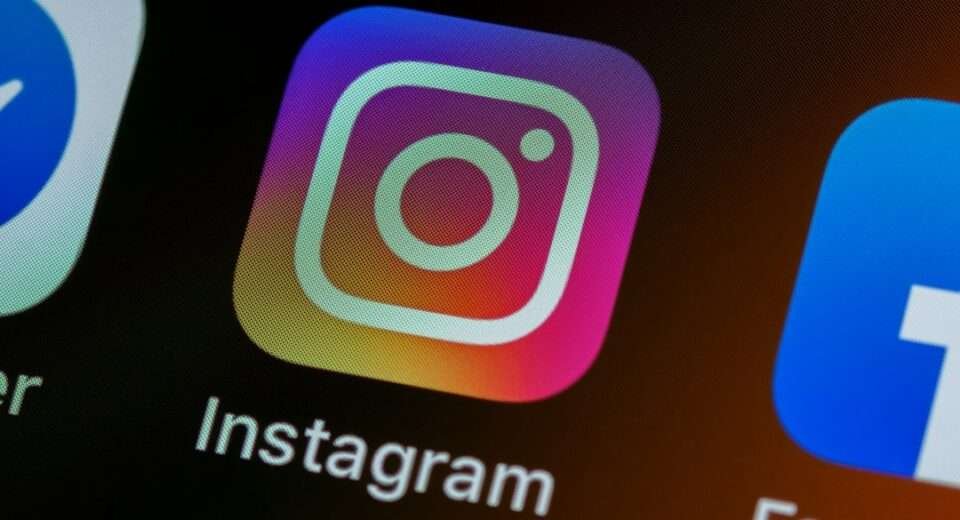 Instagram Adiciona Downvotes nos Comentários para Moderação - InBrief