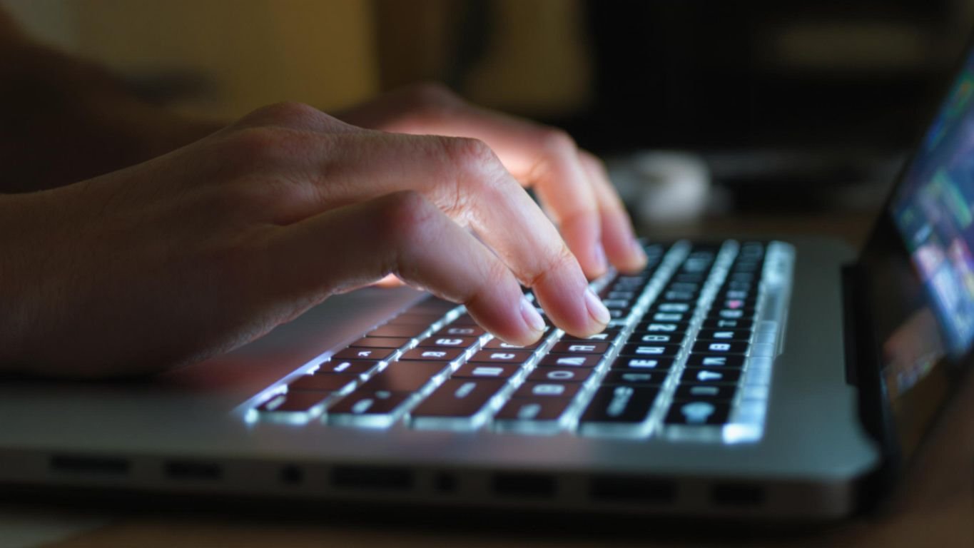 Como Consultar e Descarregar Declarações de IRS Online - InBrief