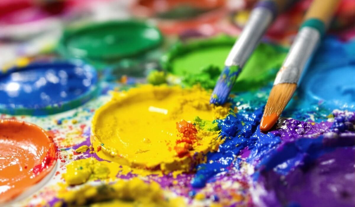 Paleta de Cores: Como Escolher e Fortalecer a Sua Marca - InBrief - Simples, Direto, Essencial